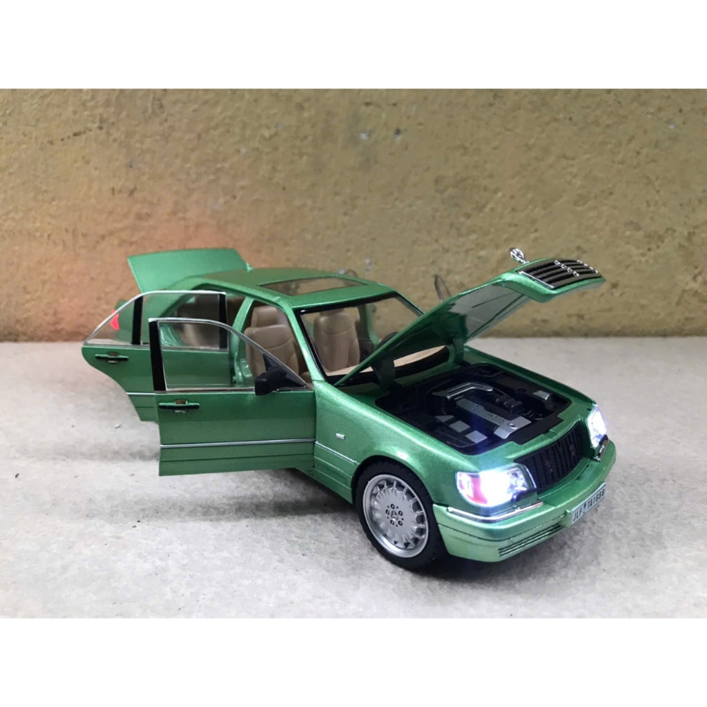 Mercedes Benz W140 Class S320 1:24 รุ่น