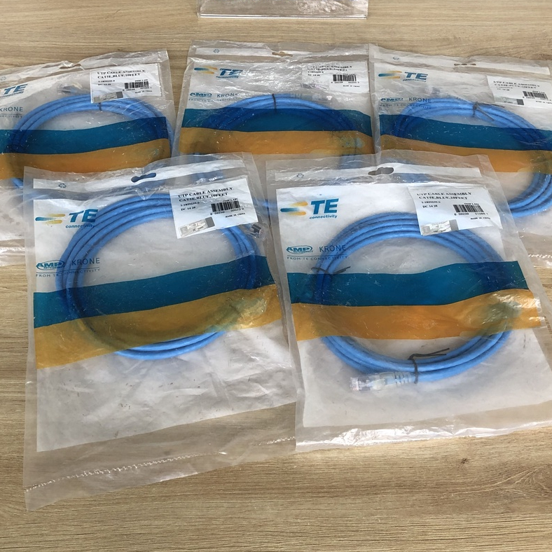 Cat5e Commscope AMP จัมเปอร์เครือข่าย 3m สีน้ําเงิน PN: CO155D2-0ZF010 ของแท้