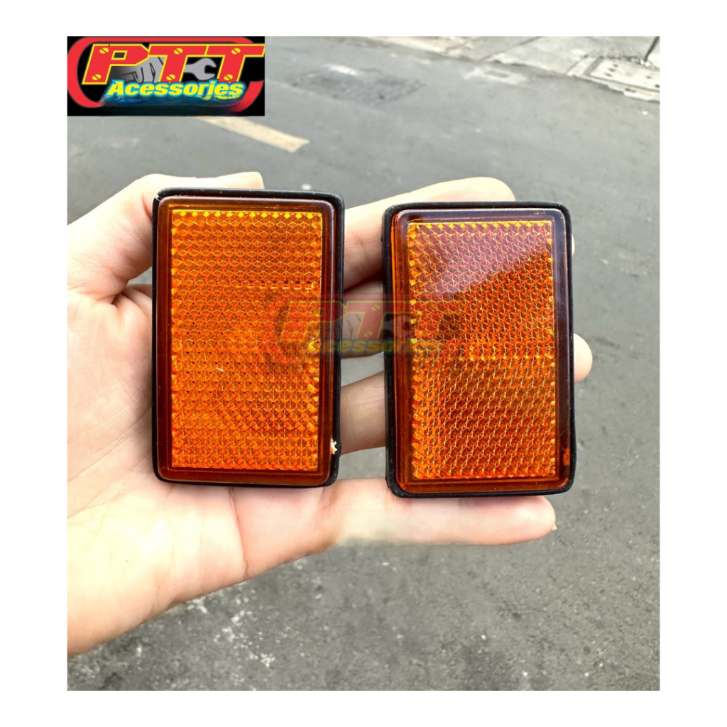 PAIR OF MAX CAR REFLECTIVE CAT EYES (1 PAIR)