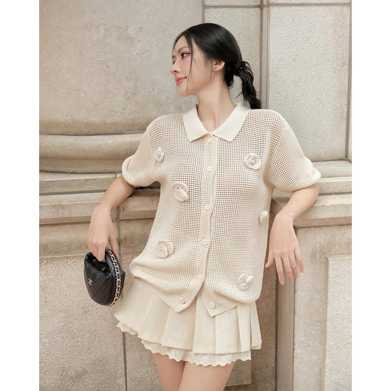[เมญ่า บ้าน] เซ็ตเสื้อกันหนาวผ้าทอพร้อมกระโปรงอัดพลีทลูกไม้