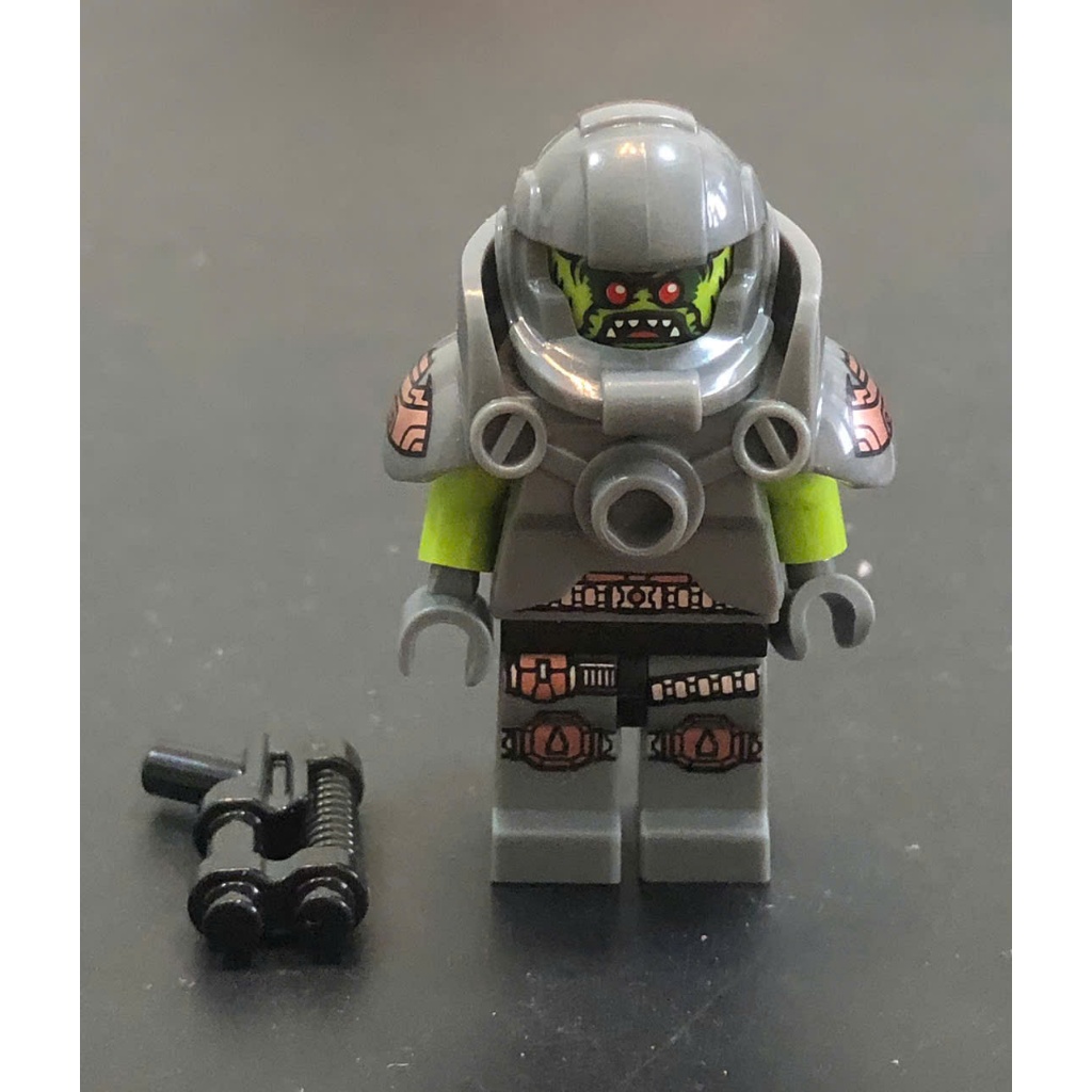 LEGO Minifigures Series 9 - Alien Avenger - Lego 71000