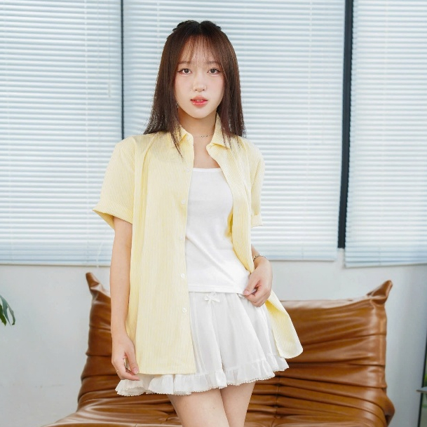 Halley Studio เสื้อเชิ้ต Oxford ลายสก๊อตแขนสั้นเกาหลี Unisex A8