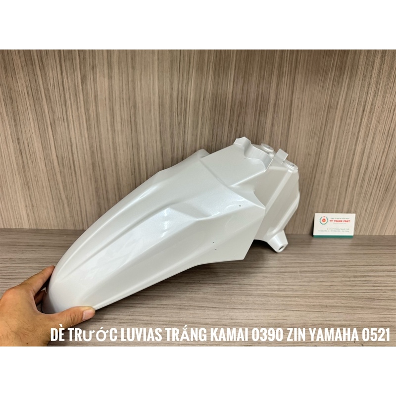 บังโคลนหน้า Luvias White Kamai 0390 - (1 ชิ้น)