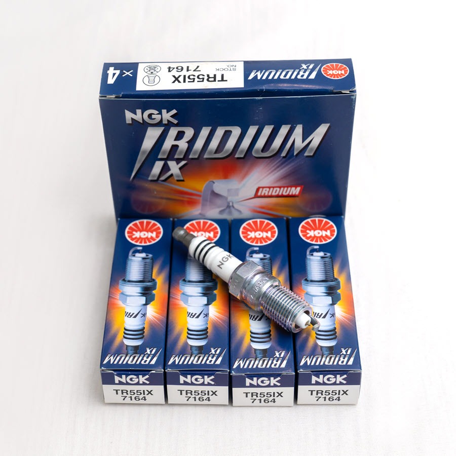 [GENUINE] หัวเทียน NGK IRIDIUM TR55IX INSTALL FORD ESCAPE/ MONDEO/ MAZDA CARS...