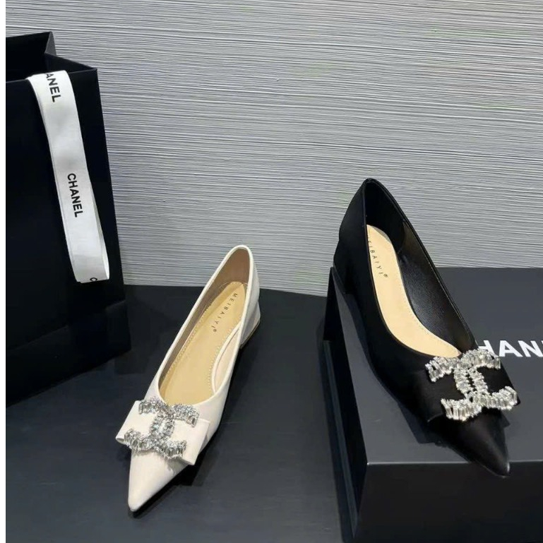 รองเท้าส้นสูงหัวแหลมมีหิน ส้นเหลี่ยมสูง 3 ซม. QC fulbox 0966-23 HACHI SHOES