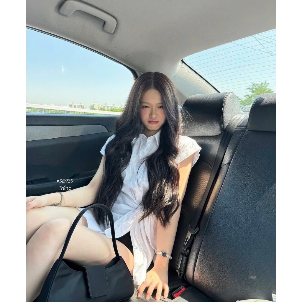 SE939 SET เสื้อ SMI สีขาวพร้อม WAIST ROLLED + กางเกงขาสั้นสีดํา