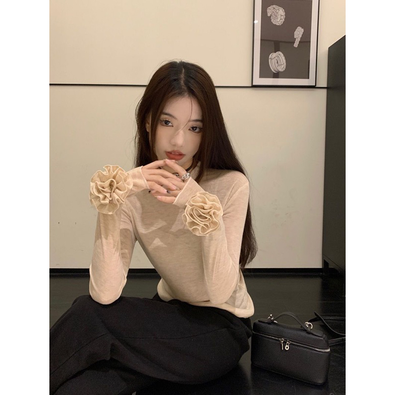 เสื้อยืดแขนยาวตาข่ายบางสําหรับผู้หญิงพร้อมดอกไม้สุดหรู - ขนมปัง222