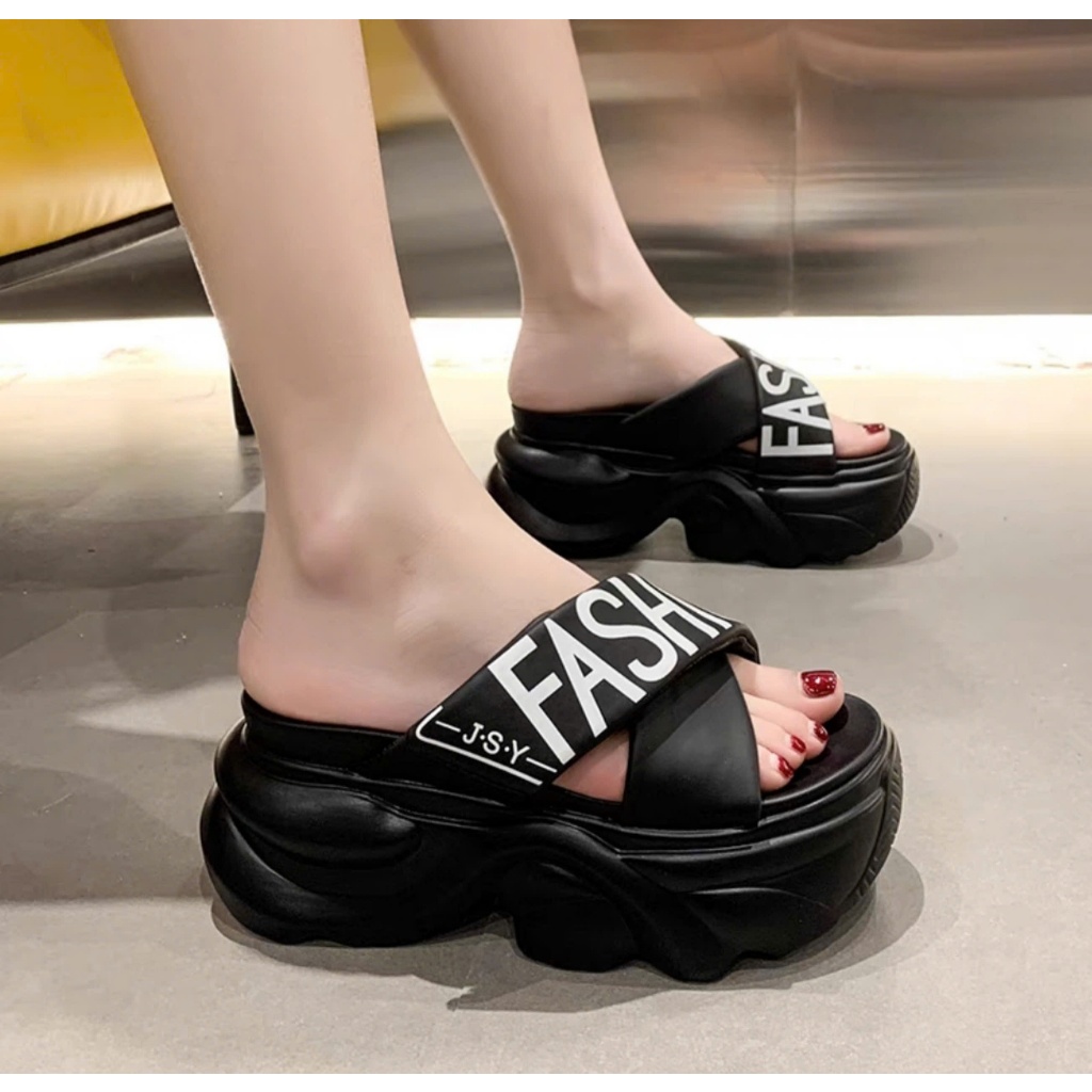 FASHION PRINTED CROSS-SANDAL SLIPPERS สายคุณภาพสูง XCF3 QQ NN TT