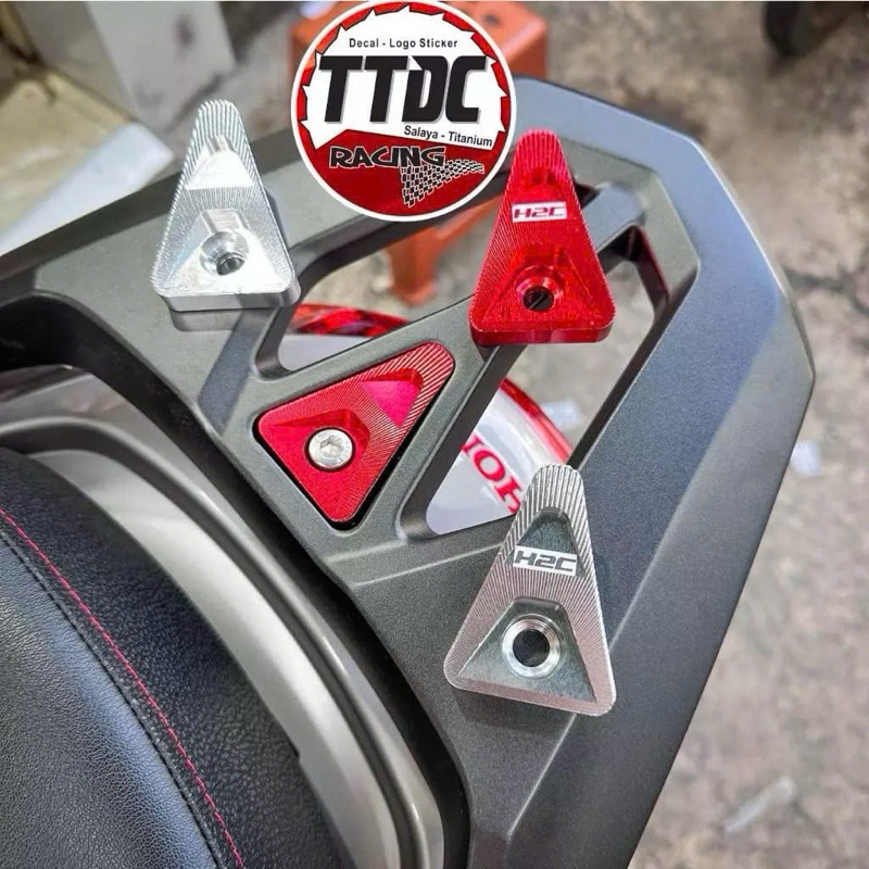 ฝาครอบพอร์ตอลูมิเนียม CNC Lead 4 Val พร้อมเย็บสกรู H2C