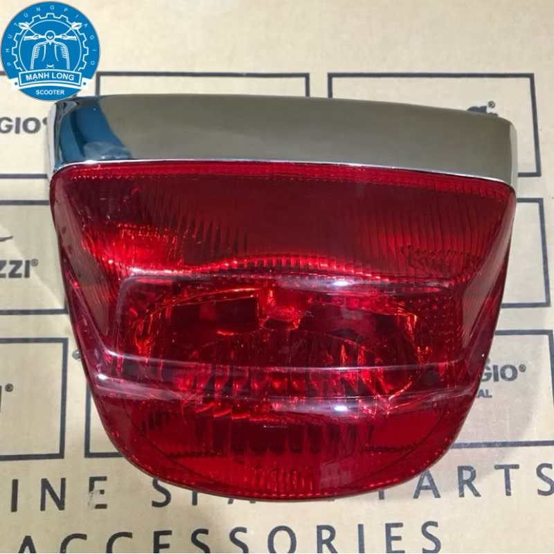 Vespa S, LX, LT, LXV คลัสเตอร์ไฟท้าย (แท้)