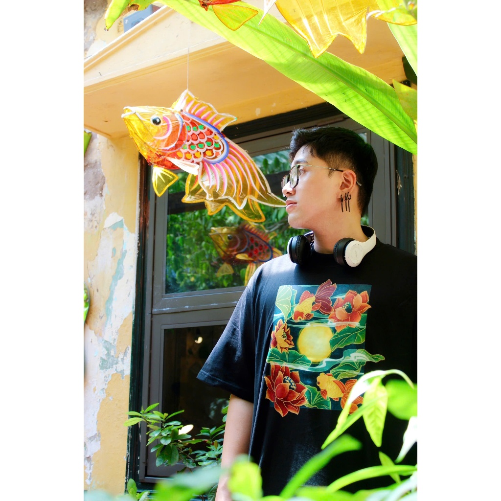 Vong Nguyet เสื้อยืดโอเวอร์ไซส์สําหรับฤดูกาลกลางฤดูใบไม้ร่วง