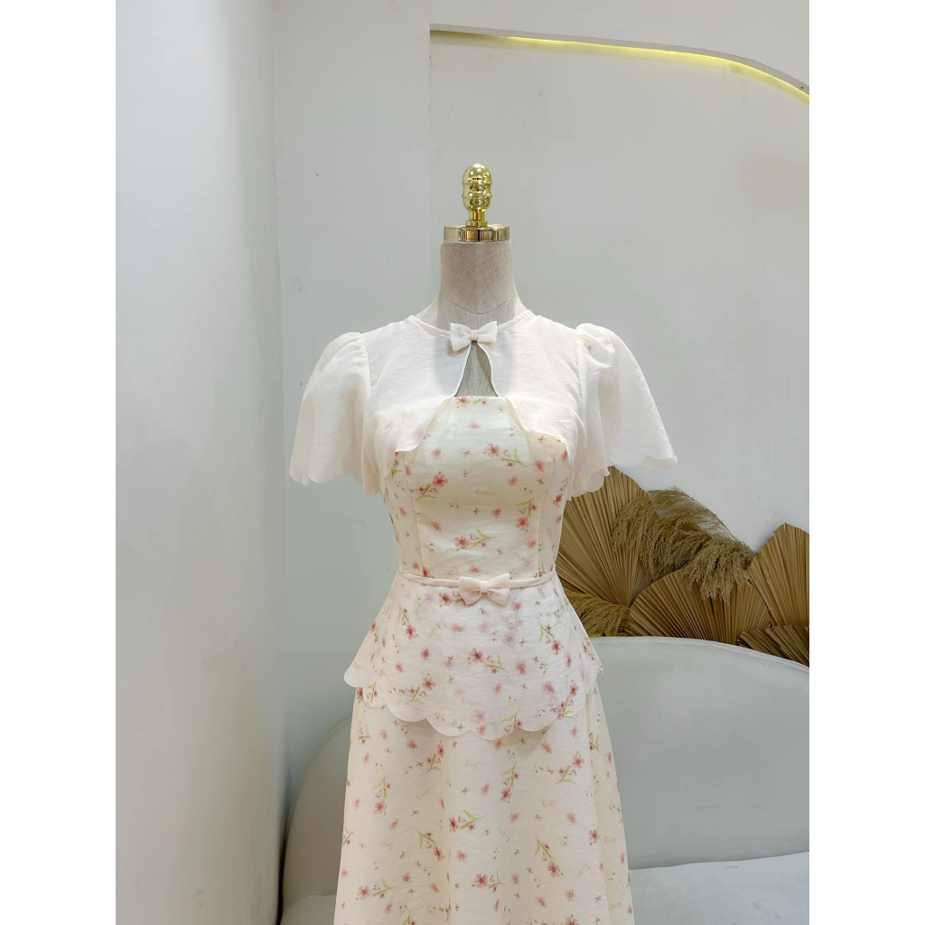 Tiela เดรสลายดอกไม้คอกลม-Davika Dress