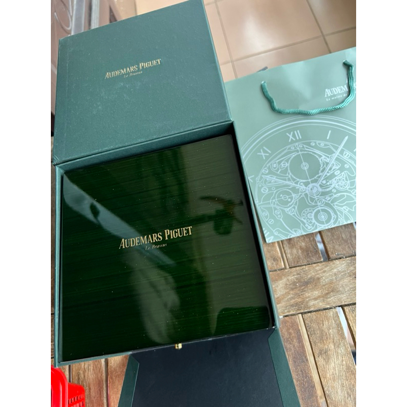 กล่องนาฬิกา AP Audemars Piguet (ไม่มีนาฬิกา)
