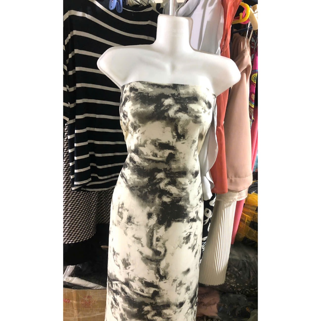 A317 - ผ้าไหมทราย นุ่มมาก ยืด (0.9m x 1.5m)