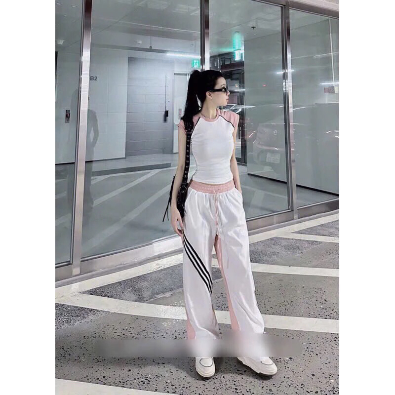 [Gigi] SPORTS SET 3 STRIPED PANTS พร้อมสีชมพูและขาว