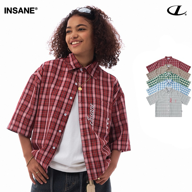 Insane เสื้อเชิ้ตแขนสั้นลายตารางหมากรุก Unisex Boxy | เสื้อลายสก็อต