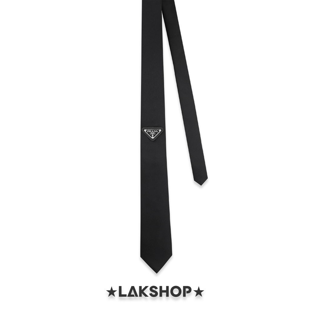 Pr@da Logo Gabardine Tie สีดํา (7ซม.)