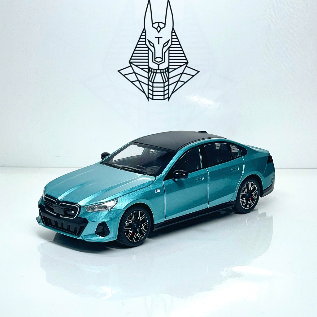 โมเดลรถโลหะ 1/24 BMW I5 M60 Supercar ใช้สําหรับตั้งโชว์โต๊ะ
