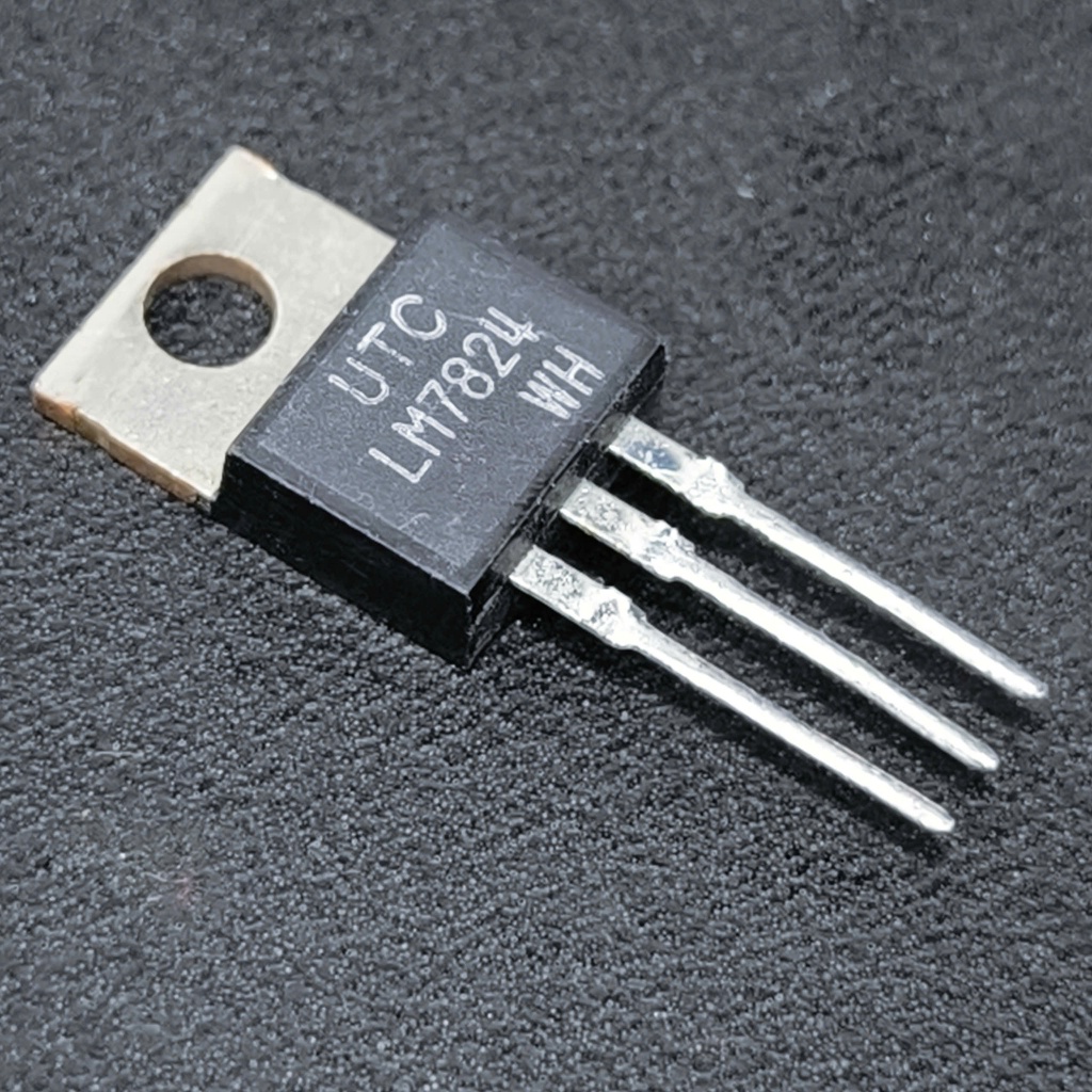 L7824CV L7824C LM7824 L7824 TO-220 เครื่องปรับแรงดันไฟฟ้า IC 24V 1.5A ใหม่ 100%