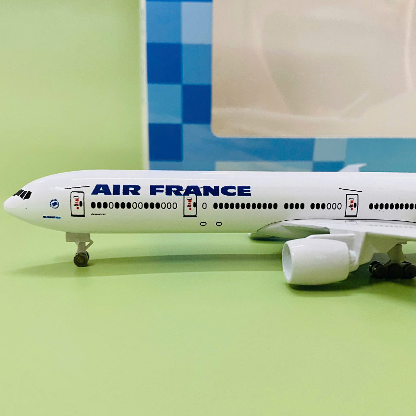 PLANE "BOEING 777 AIR FRANCE" FRENCH NATIONAL Airlines โลหะคุณภาพสูง MODEL 1:400 20CM SCALE