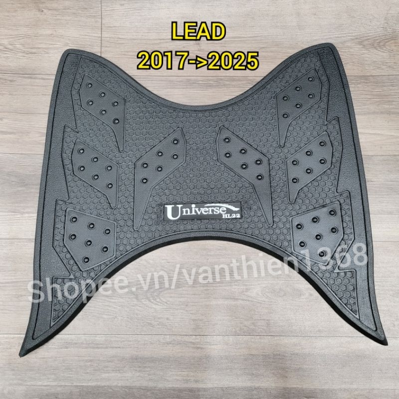 LEAD 2017->2025 เสื่อเท้ารถยนต์ยาง Univer รุ่น