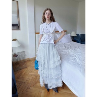 กระโปรง Claire - Remmus | กระโปรงยาวชั้นลูกไม้สีขาวทรงบานสํา…