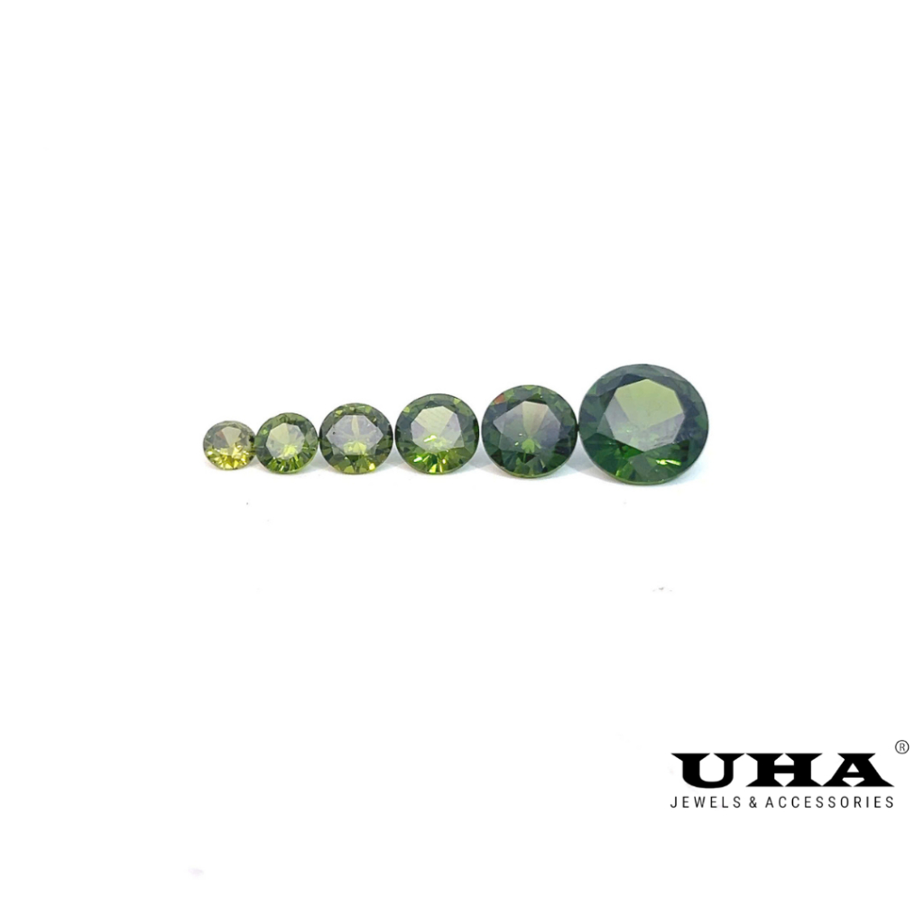 (หน่วย: กระเป๋า 5 ชิ้น) หิน CZ สีคุณภาพสูง - ขนาดตั้งแต่ 9 ถึง 12 มม. (เครื่องประดับ, เล็บ,...) เอ่อ