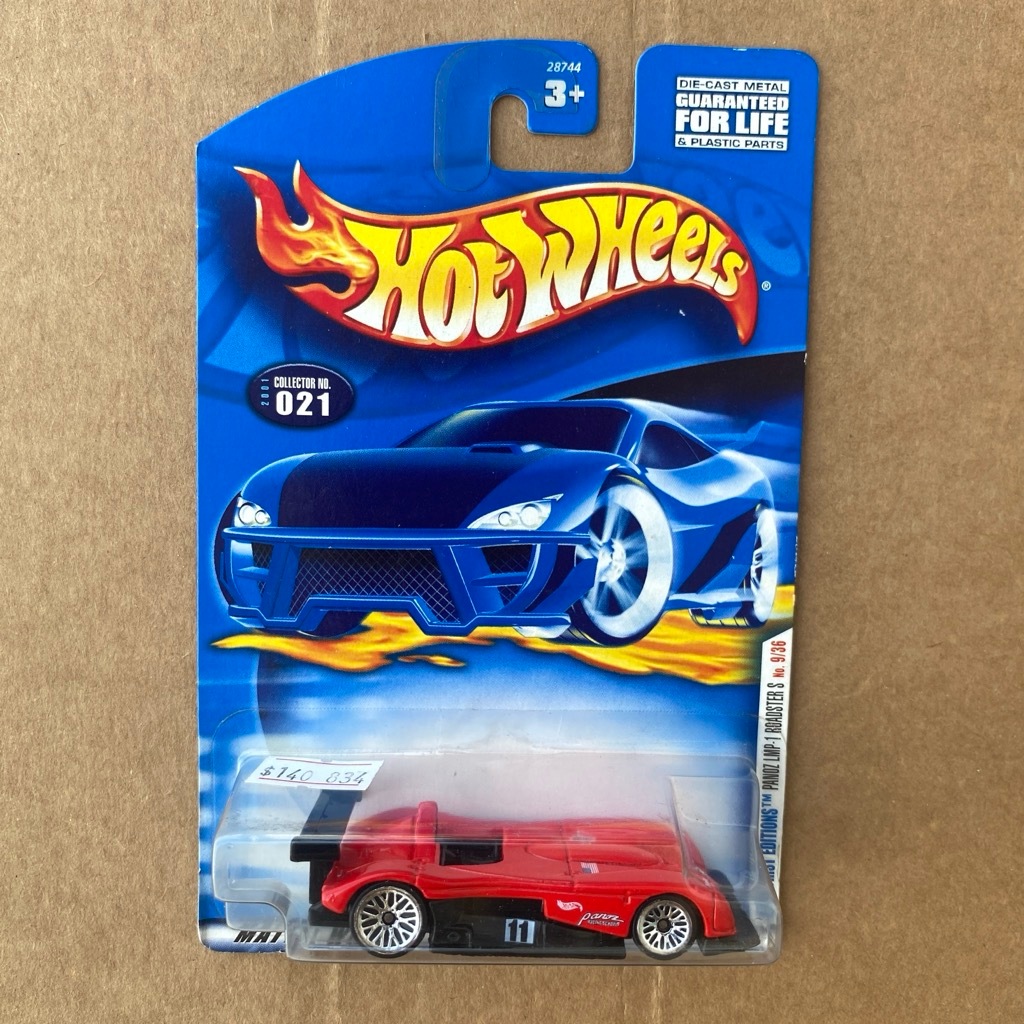 Hot Wheels 2001 รุ่นแรก Panoz LMP-1 Roadster S (รุ่นแรก)