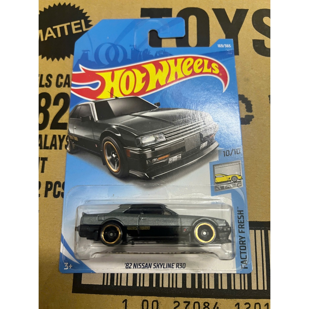 LeHuong Diecast - Hot Wheels 82 Nissan Skyline R30 (สีเทา)