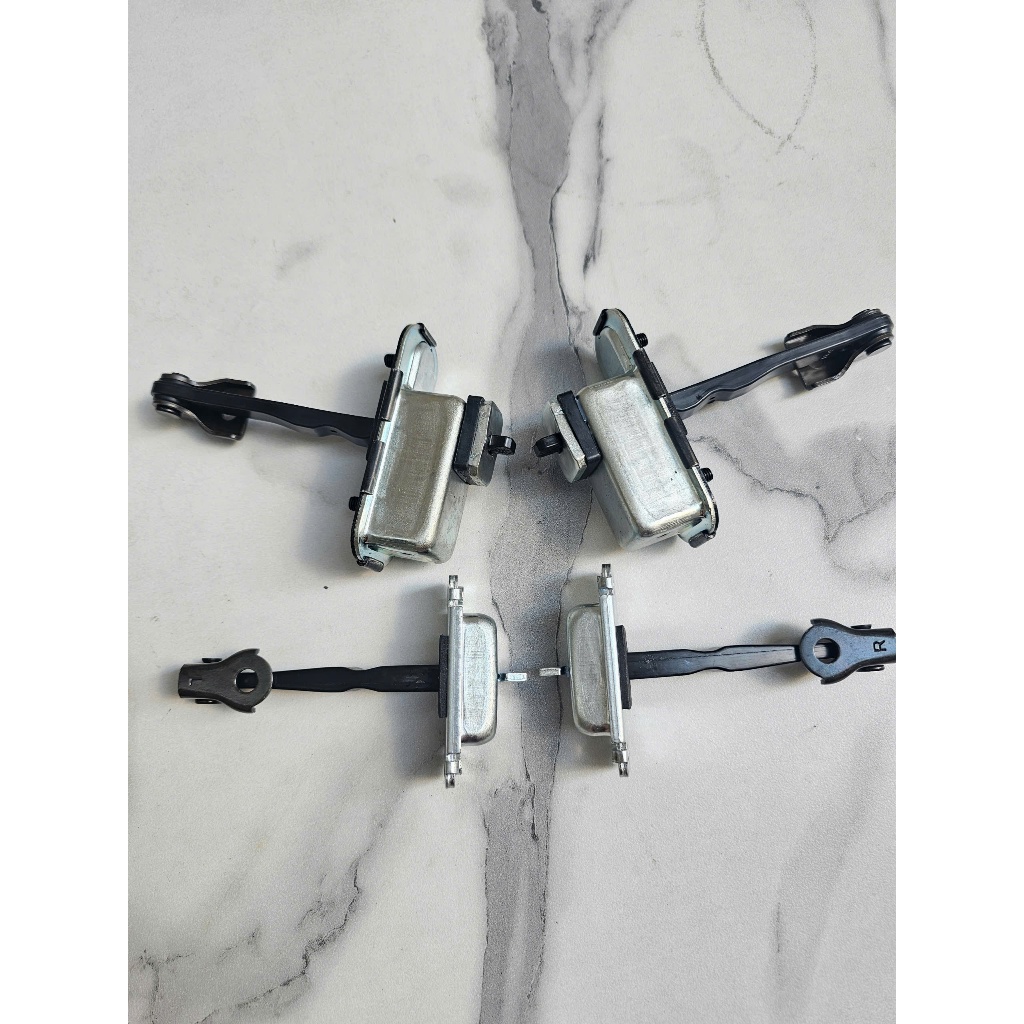 เปิดประตูลิมิเต็ด Hyundai Accent (2017-2022), VERNA (2017-2020) OEM: 79380-F9000/ 79390-F9000/ 79480