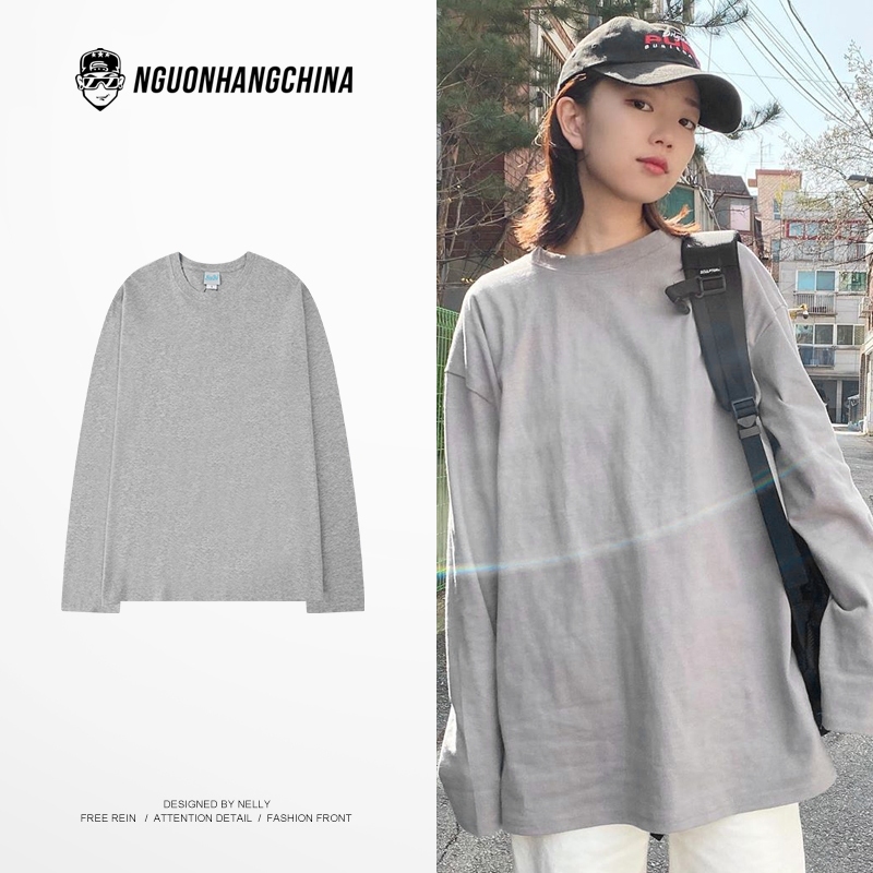 เสื้อยืดแขนยาวธรรมดาสีเทาอ่อน Nelly Heybig