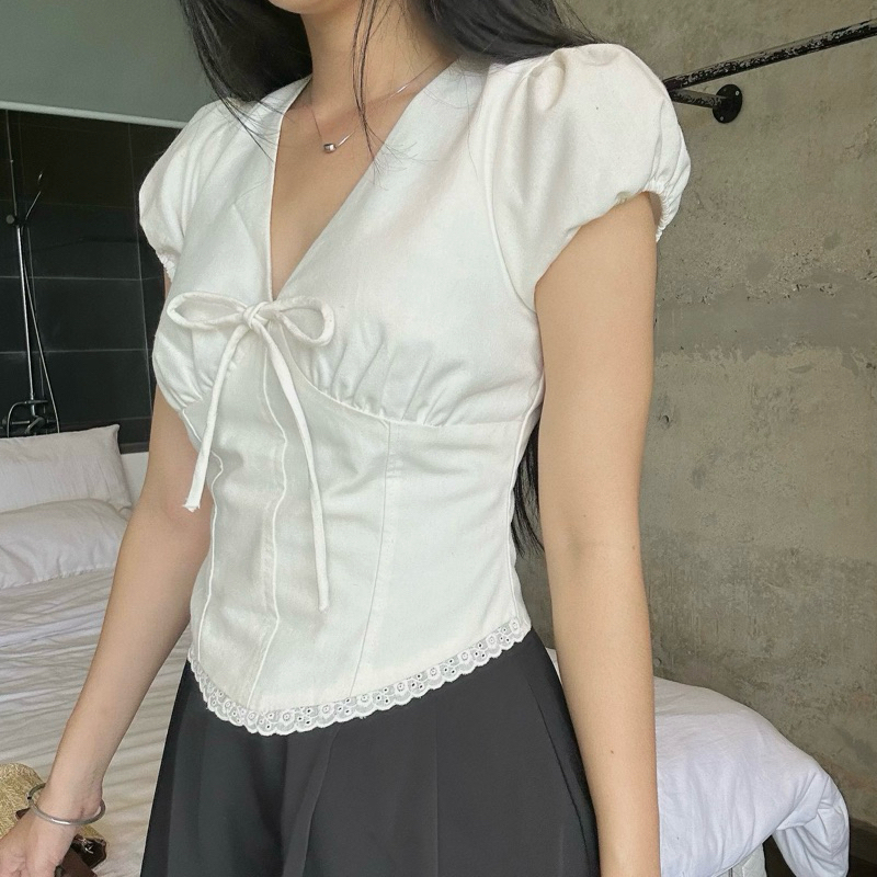 Didi Top (ผ้าลินิน) คอวีสไตล์เกาหลีมีเชือกผูก Kenco.clothing M210