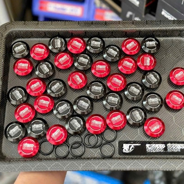 ปุ่มกระจก Kitaco CNC ของแท้ติดตั้งพร้อมตะกั่ว / Ex2010