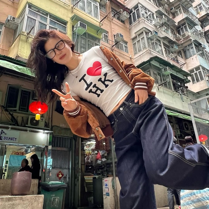 เสื้อยืดฤดูร้อนสําหรับผู้ชายและผู้หญิง I LOVE HK Babytee ผ้าฝ้ายสีดําและสีขาวนุ่มสไตล์อเมริกันและเกาหลี