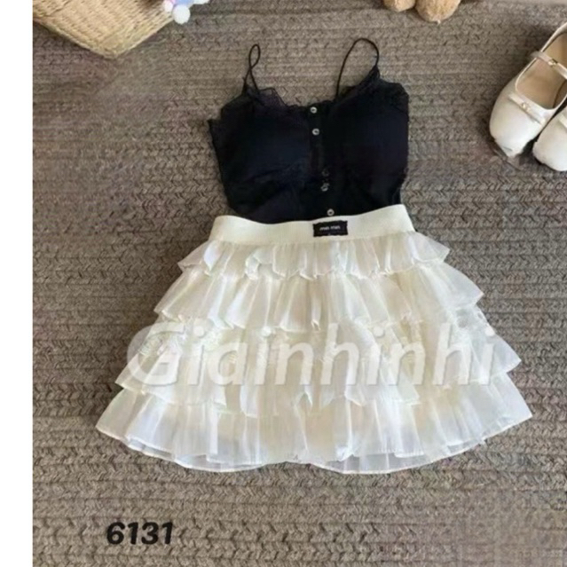 กระโปรงสั้นบานผ้าฝ้ายชั้นของ Mi.u lady มีขอบเอวยางยืด CV6131 - NhiNhi Shop