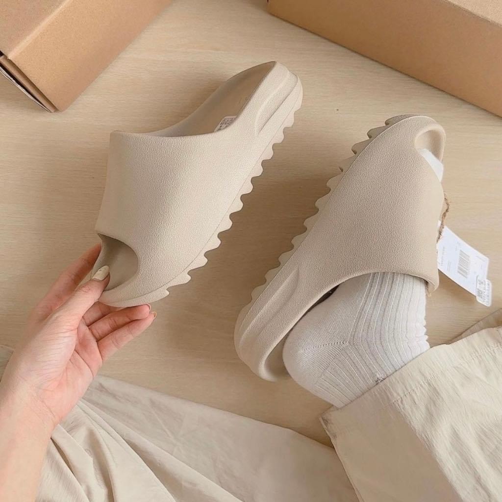 YZ รองเท้าแตะขนมปังสําหรับผู้ชายและผู้หญิงที่มีลวดลายหยาบพื้นสูง3ซม. 3สีพื้นฐานที่มีลวดลายหยาบ ไทย99