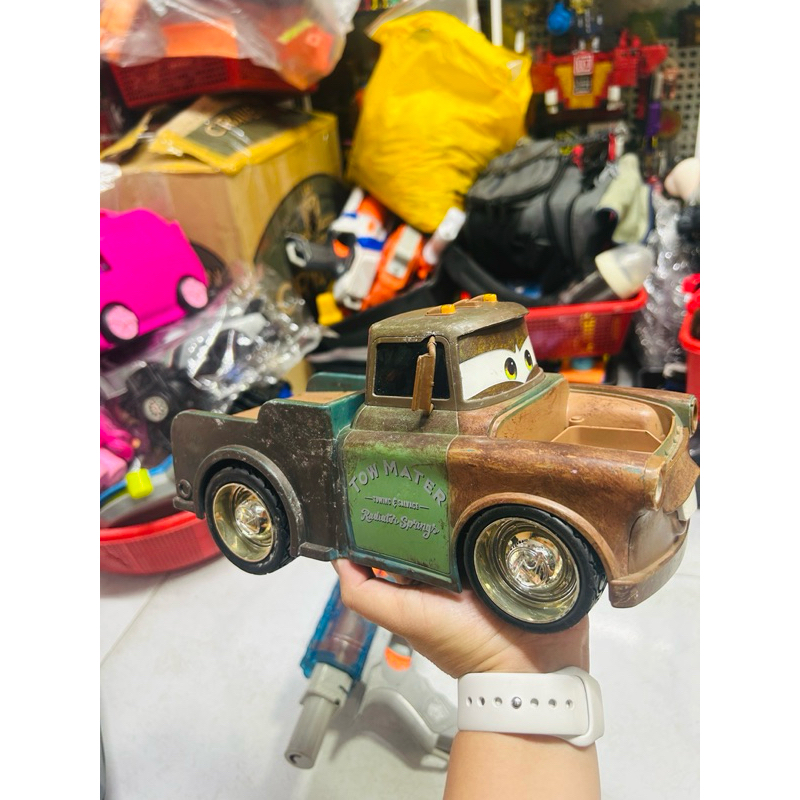 ของแท้ Disney Pixar Cars Lenticular Eyes Mater พร้อมเรืองแสงใน Dark Lamp ขนาดใหญ่