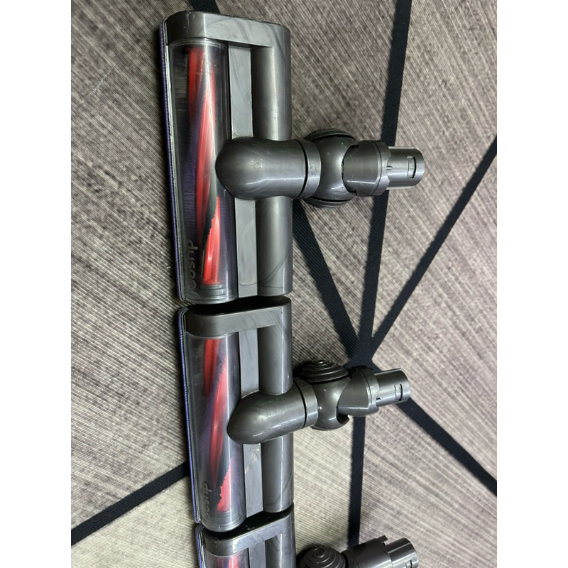 แปรงลวดมือสอง Dyson V6 - แบบยึดเล็ก