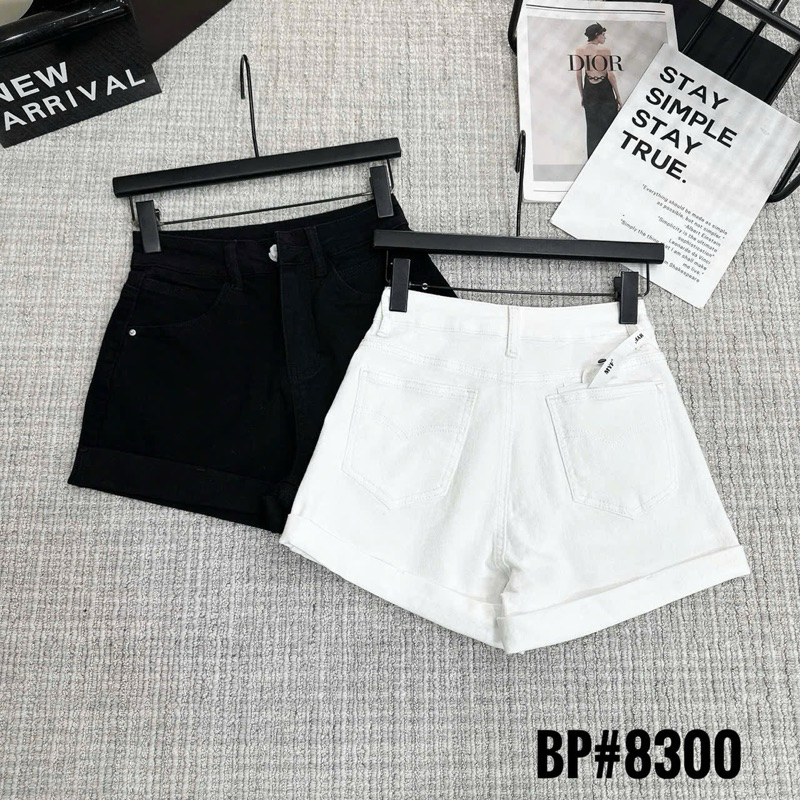 FOLDED JEANS SOOCS จาก HUG QCL1 MS208300