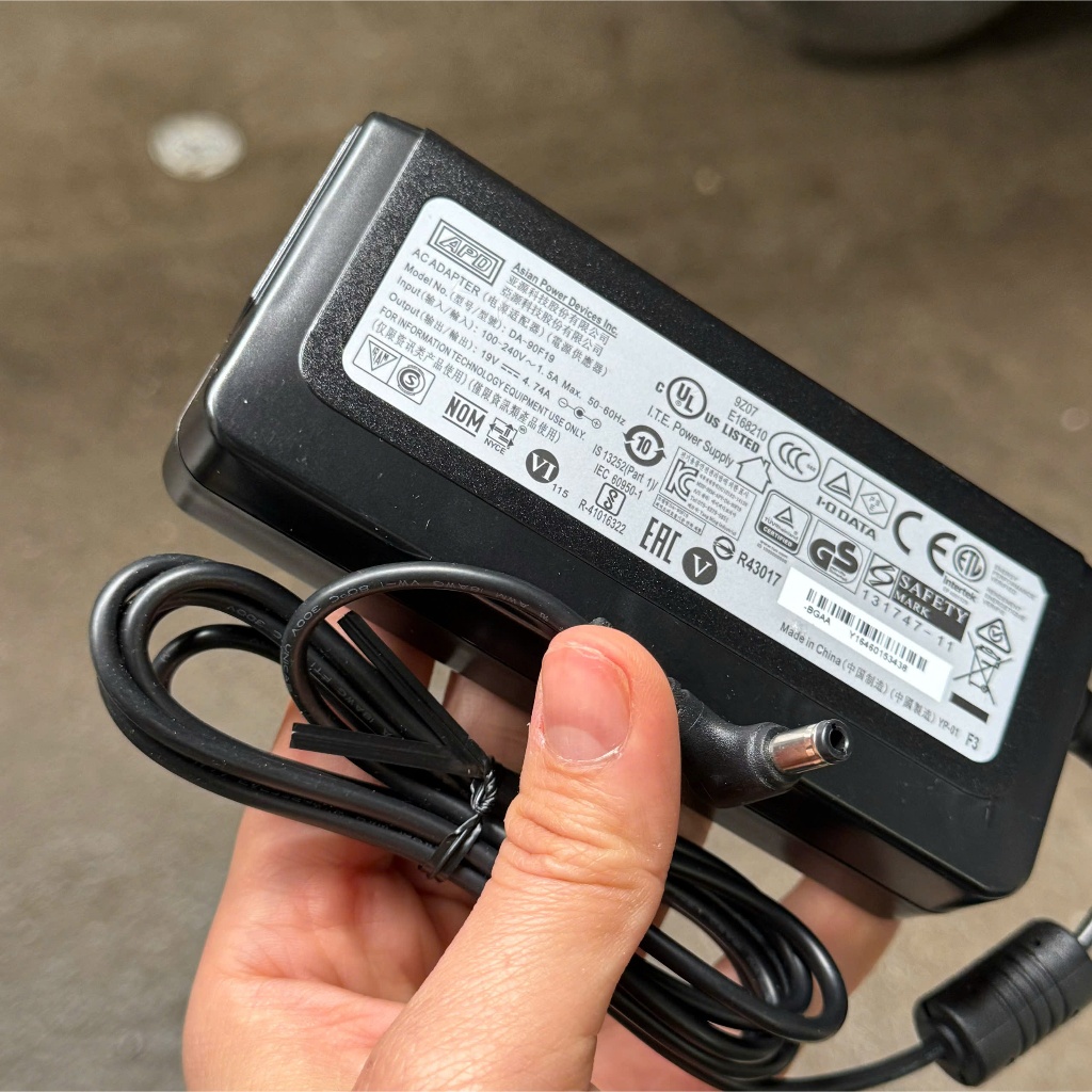 อะแดปเตอร์จ่ายไฟ-PC ชุด Intel NUC NUC7CJYH