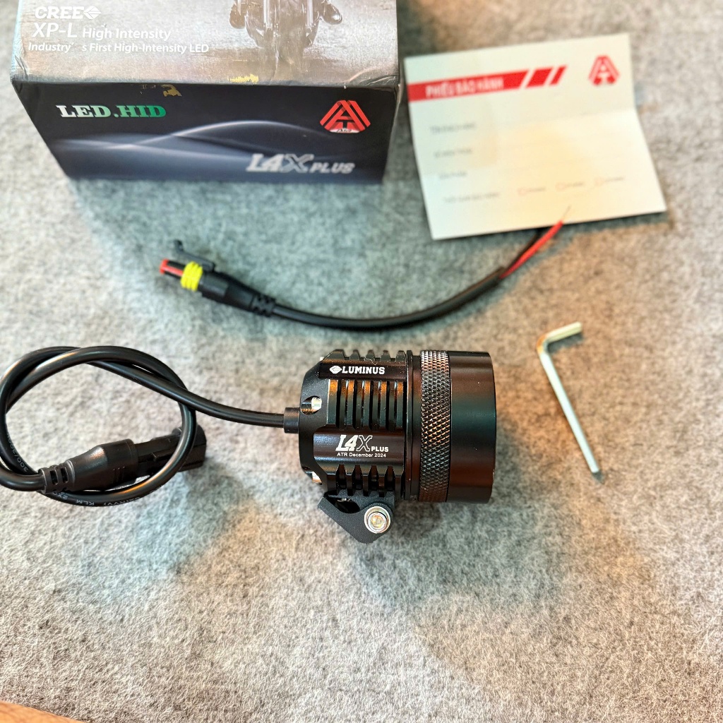 ไฟสปอร์ตไลท์ L4X Plus พร้อมชิป XML2 ความจุ 38W สว่างมาก