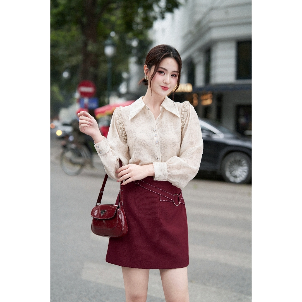 กระโปรงสั้นทรงเอพร้อมเข็มขัด bias LV167