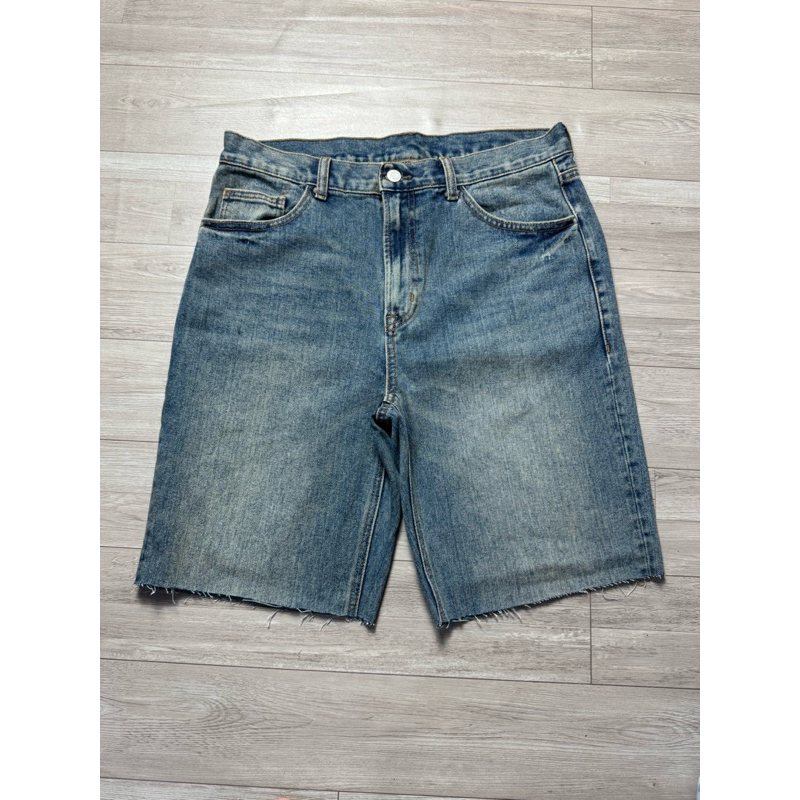 กางเกงยีนส์ขาสั้นผู้หญิงเกาหลี Vnxk (ไซส์ 32eo 84-88) ยี่ห้อ GIORDANO