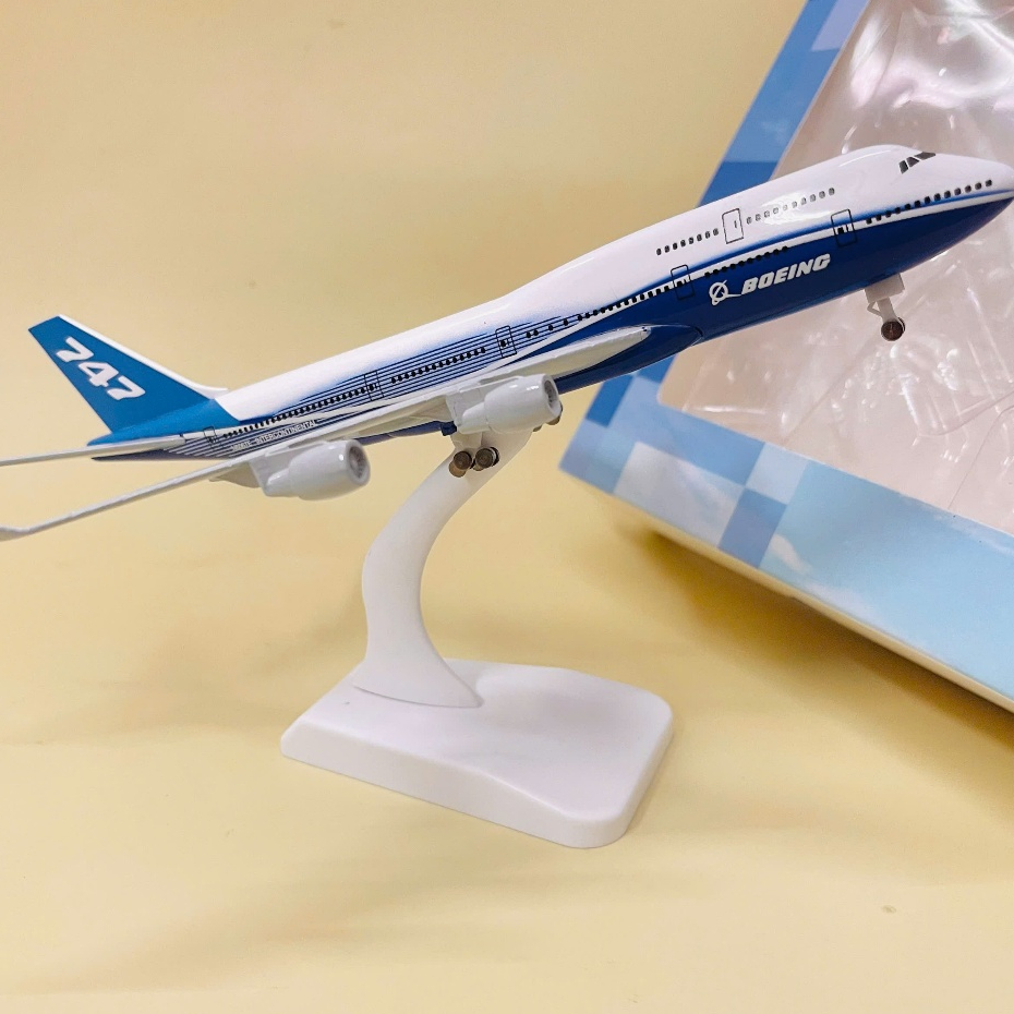 BOEING 747 AIRLINE PLANE MODEL WITH BEAUTIFUL STANDARD ล้อ SCALE 20 ซม. FULLBOX