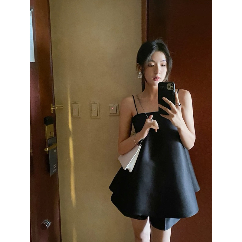 Set เสื้อนมโต 2 สายพร้อมกางเกงขาสั้นสไตล์ฤดูร้อนสําหรับเที่ยวทะเล NT Clothes