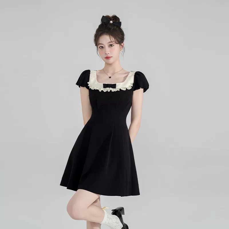 NATURE V-V521 Vintage Black Princess Dress - ดีไซน์คลาสสิก เรียบหรู