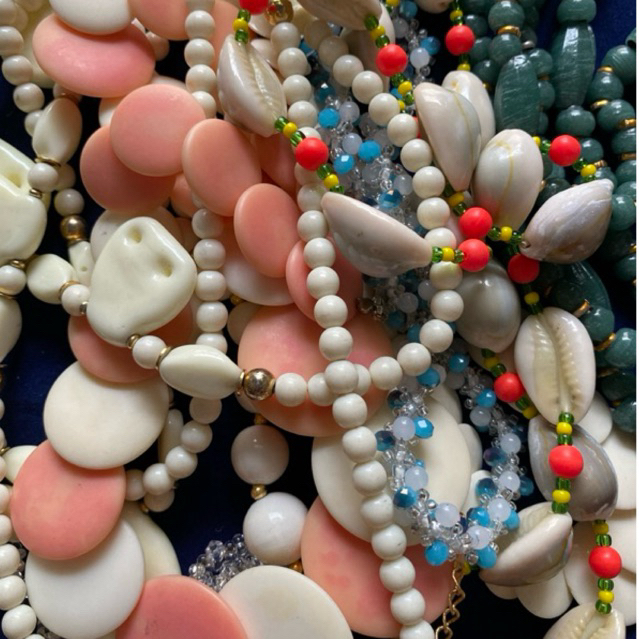 Liquidation pass 2nd si สร้อยคอลูกปัดญี่ปุ่นลูกปัดพลาสติกแฟชั่นบุคลิกภาพสไตล์แบนรอบแก้วคริสตัลหอยทาก