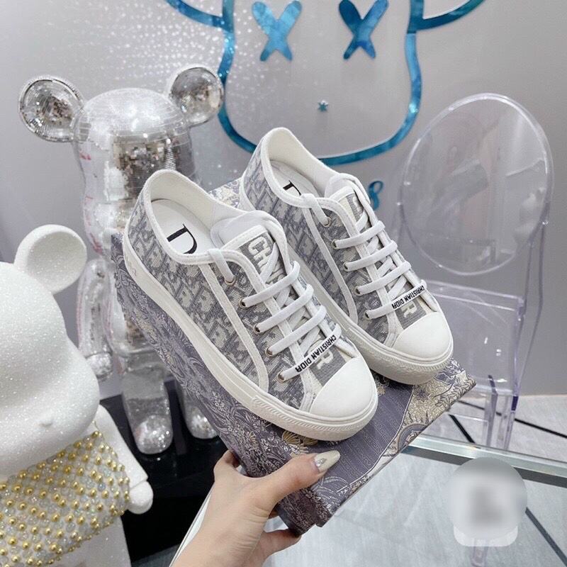 Hot 2025 DlO.R B56 รองเท้ากีฬาผู้หญิง Full Box, Air DlO.R รองเท้าผ้าใบรองเท้าสําหรับผู้หญิงและผู้ชาย Force Hot Trend Full Box