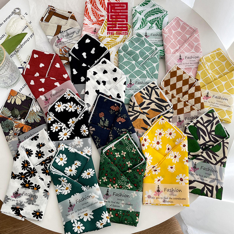 ผ้าโพกศีรษะทรงสี่เหลี่ยมลายดอกไม้ 56 * 56 ซม. - vibe อุปกรณ์เสริมชายหาดฤดูร้อน Re1925 Studio TUR14