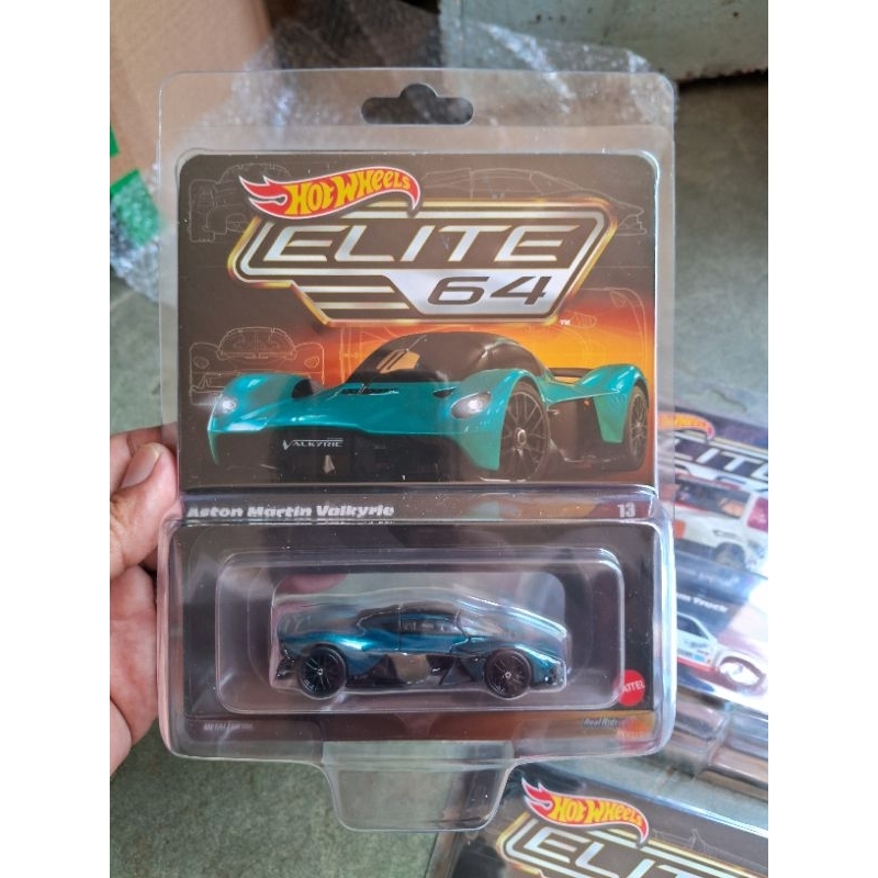 HOT WHEELS ELITE 64 - ASTON MARTIN VALKYRIE